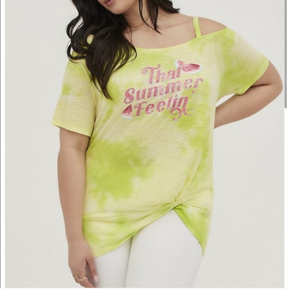 NWT 🍉 Torrid OFF SHOULDER TWIST TEE